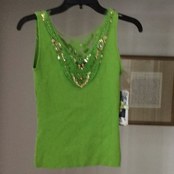 Tank top - Picture 1 of 2